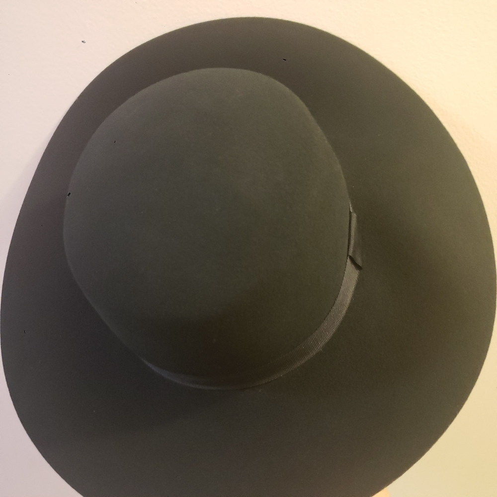 Sun Hat - Picture 3 of 5
